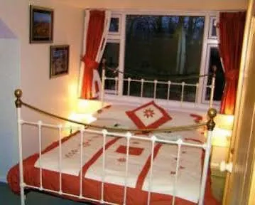 The Bentley Hotel 4*